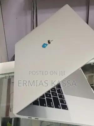 New Laptop Apple MacBook Air 2013 4GB Intel Core I7 SSD 256GB