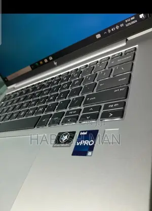 New Laptop HP EliteBook 860 G9 16GB Intel Core I5 SSD 512GB