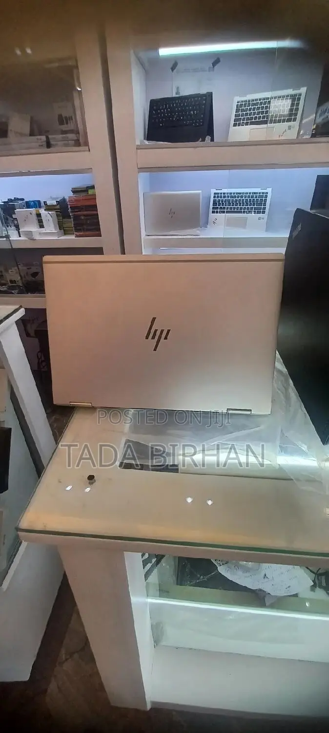 New Laptop HP EliteBook 1030 16GB Intel Core i5 SSD 512GB
