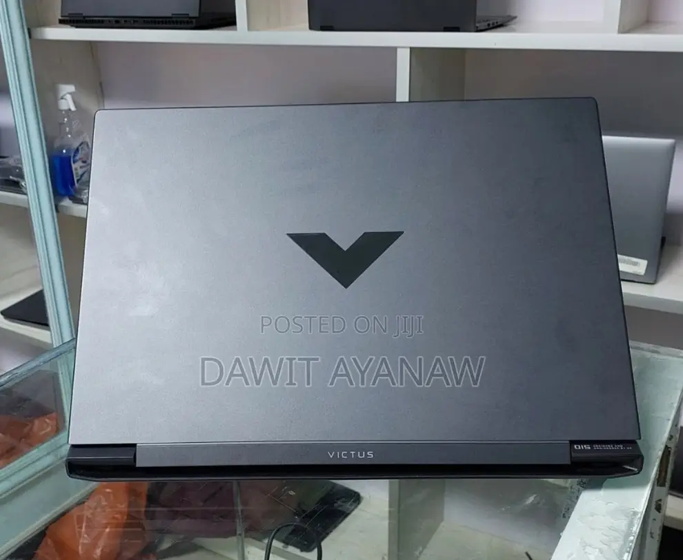 New Laptop HP 8GB AMD Ryzen 5 SSD 512GB