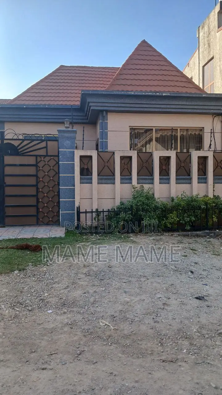 3bdrm Villa in Addis Abeba, Bole for sale