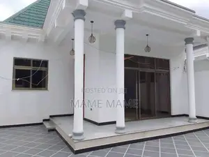 4bdrm Villa in Addis Abeba, Bole for sale
