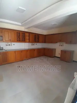 6bdrm House in Addis Abeba, Bole for sale