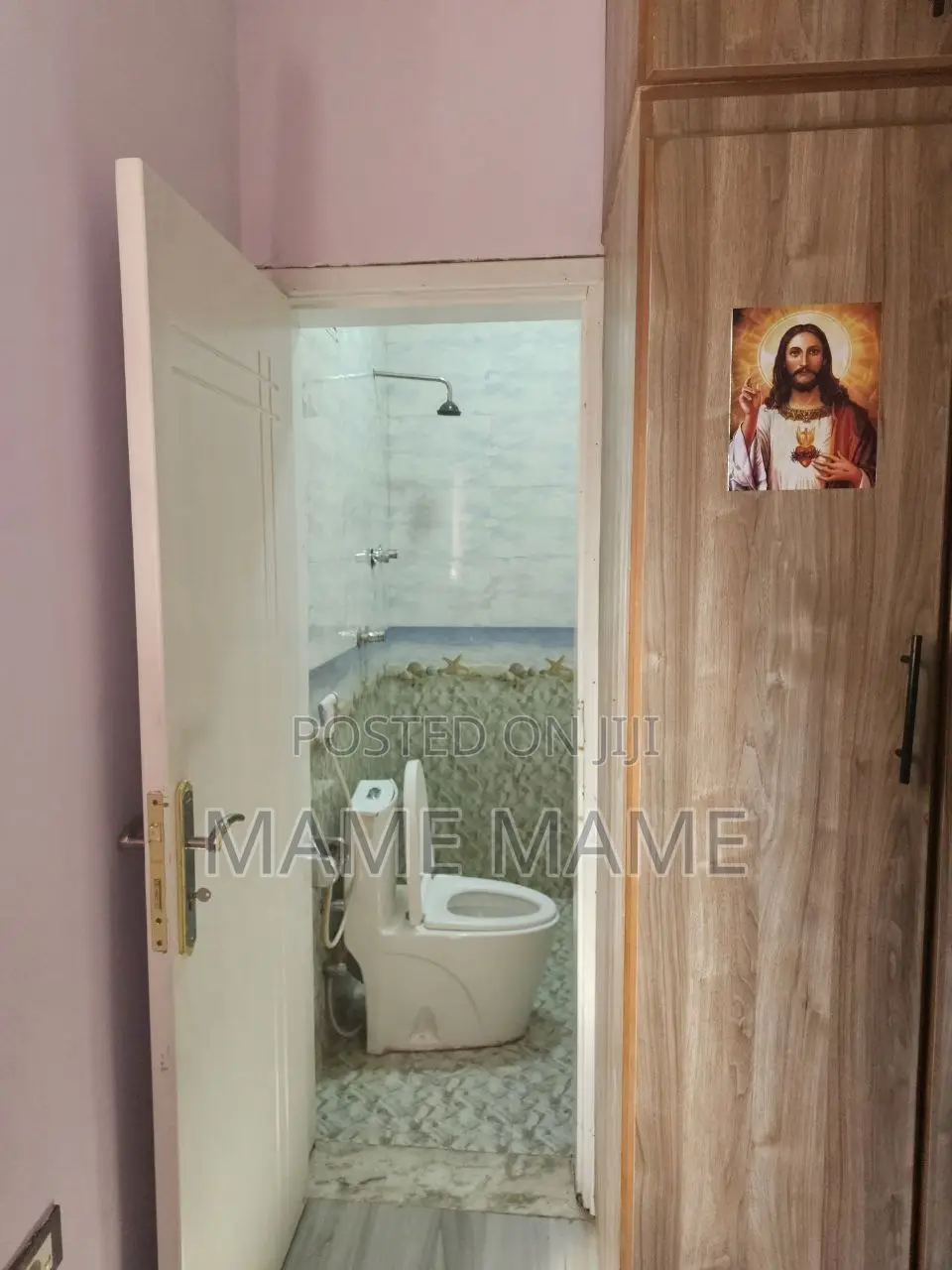 5bdrm Villa in Addis Abeba, Bole for sale