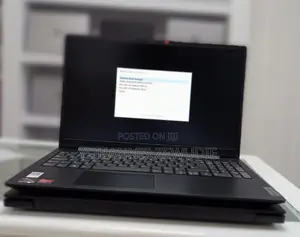 New Laptop Lenovo V15 8GB AMD Ryzen 3 SSD 256GB