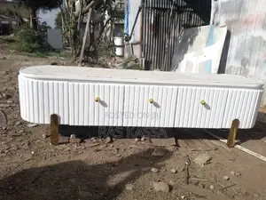 1.80 ቲቪ ስታንድ