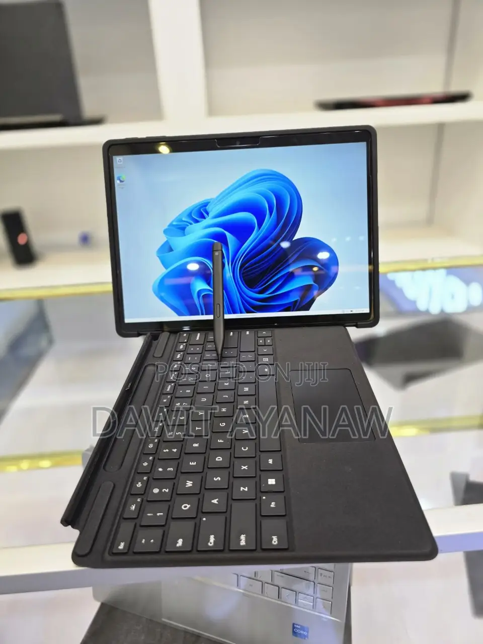 New Laptop Microsoft Surface Pro 9 16GB Intel Core I7 SSD 256GB