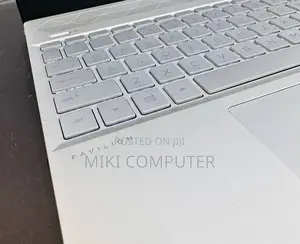 New Laptop HP Pavilion 15 8GB AMD Ryzen 3 HDD+SSD 500GB