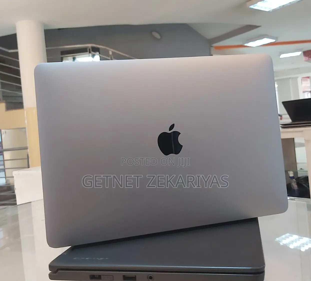 New Laptop Apple MacBook Pro 2017 16GB Intel Core I5 SSD 512GB