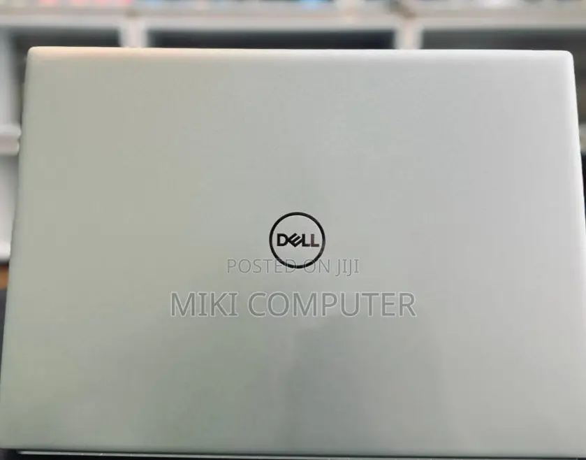 New Laptop Dell Inspiron 15 3000 32GB Intel Core I7 SSD 1T