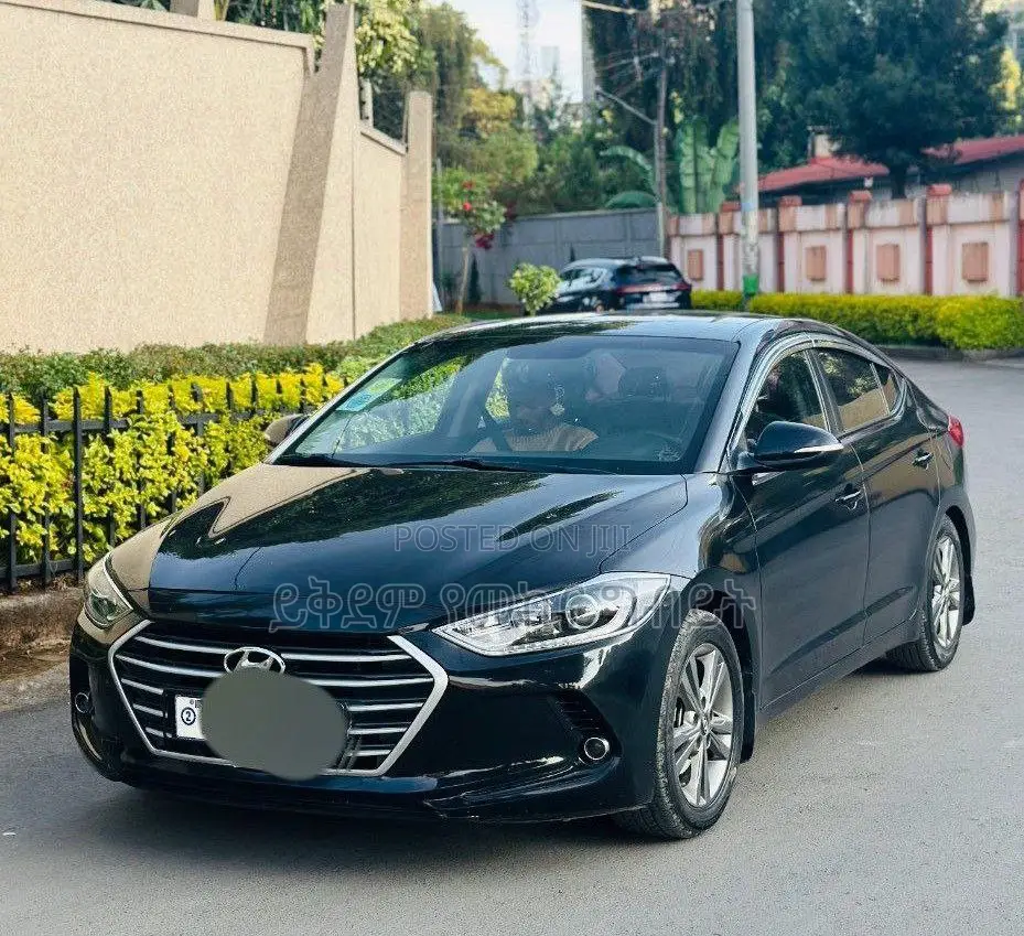 Hyundai Avante 2017 Black