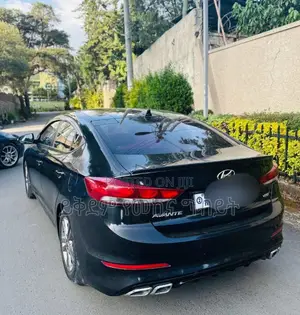 Hyundai Avante 2017 Black