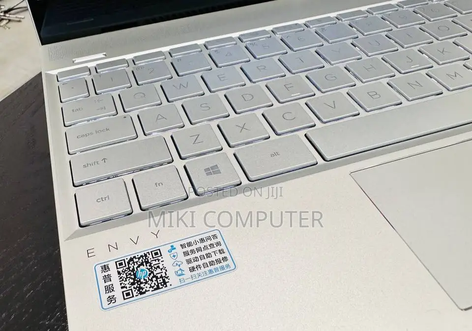 New Laptop HP Envy X360 8GB Intel Core I5 SSD 512GB