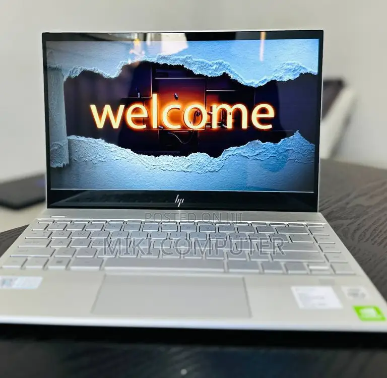 New Laptop HP Envy X360 8GB Intel Core I5 SSD 512GB