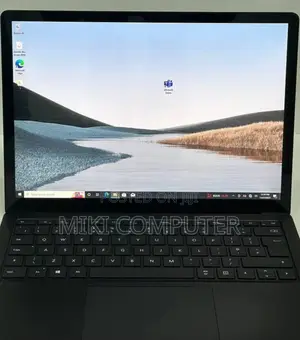 New Laptop Microsoft Surface 8GB Intel Core I5 SSD 256GB