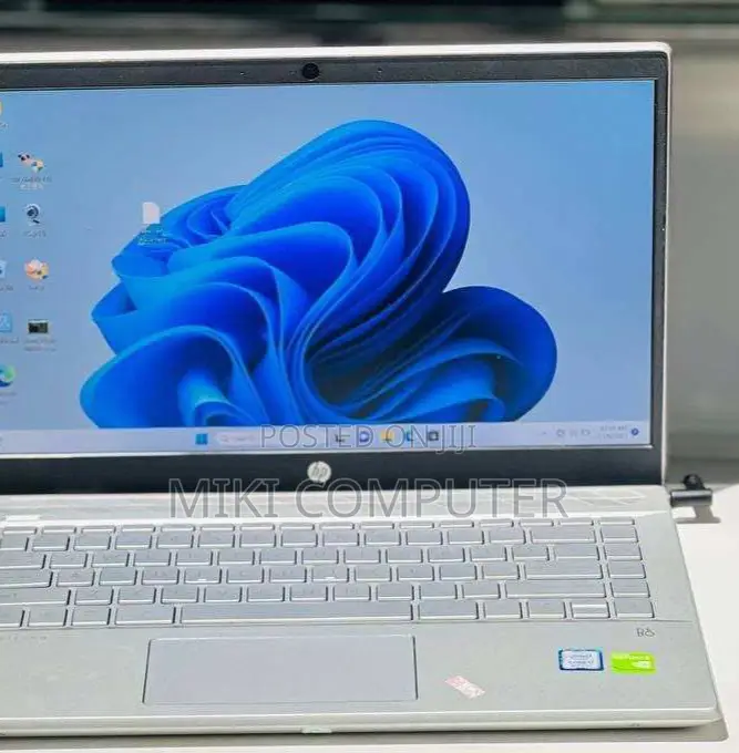 New Laptop HP Pavilion 14 8GB Intel Core I7 HDD 1T