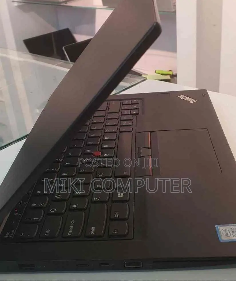 New Laptop Lenovo ThinkPad Yoga 370 8GB Intel Core I5 SSD 512GB