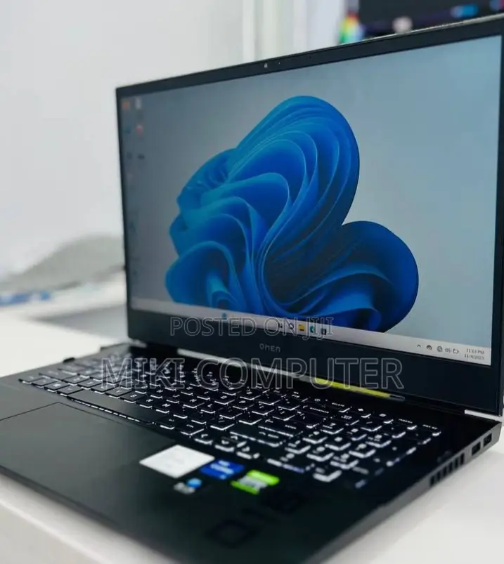 New Laptop HP Omen 16 16GB Intel Core I7 SSD 512GB