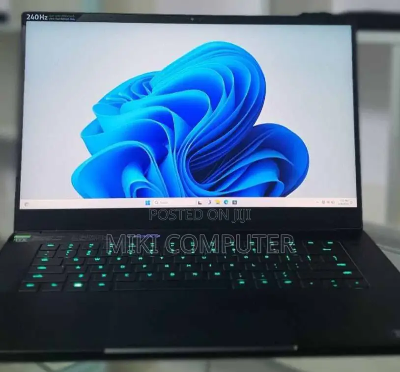 New Laptop Razer Blade 16GB Intel Core I7 SSD 1T