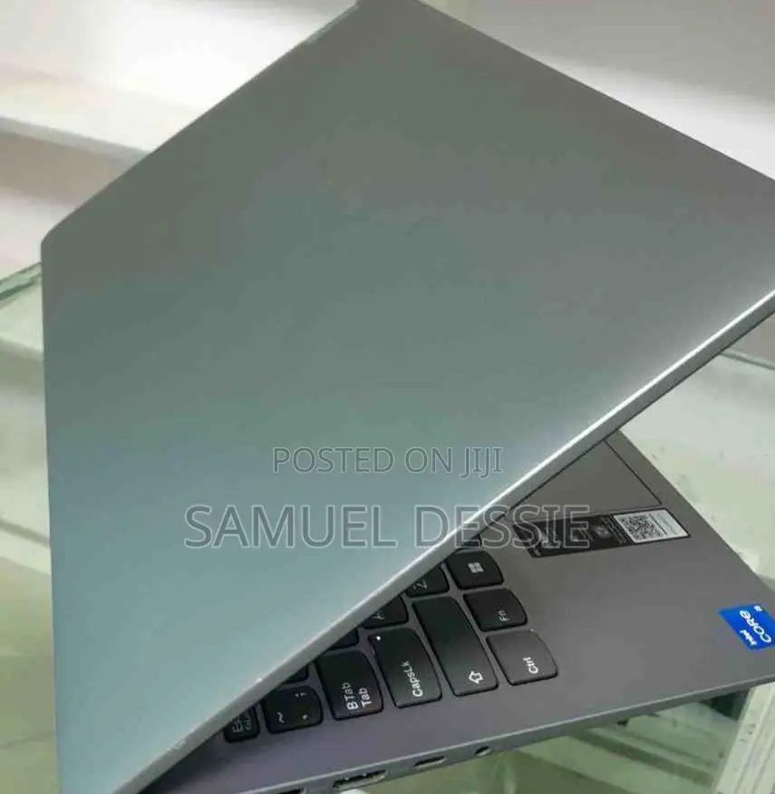 New Laptop Lenovo Ideapad 3 16GB Intel Core I5 SSD 256GB