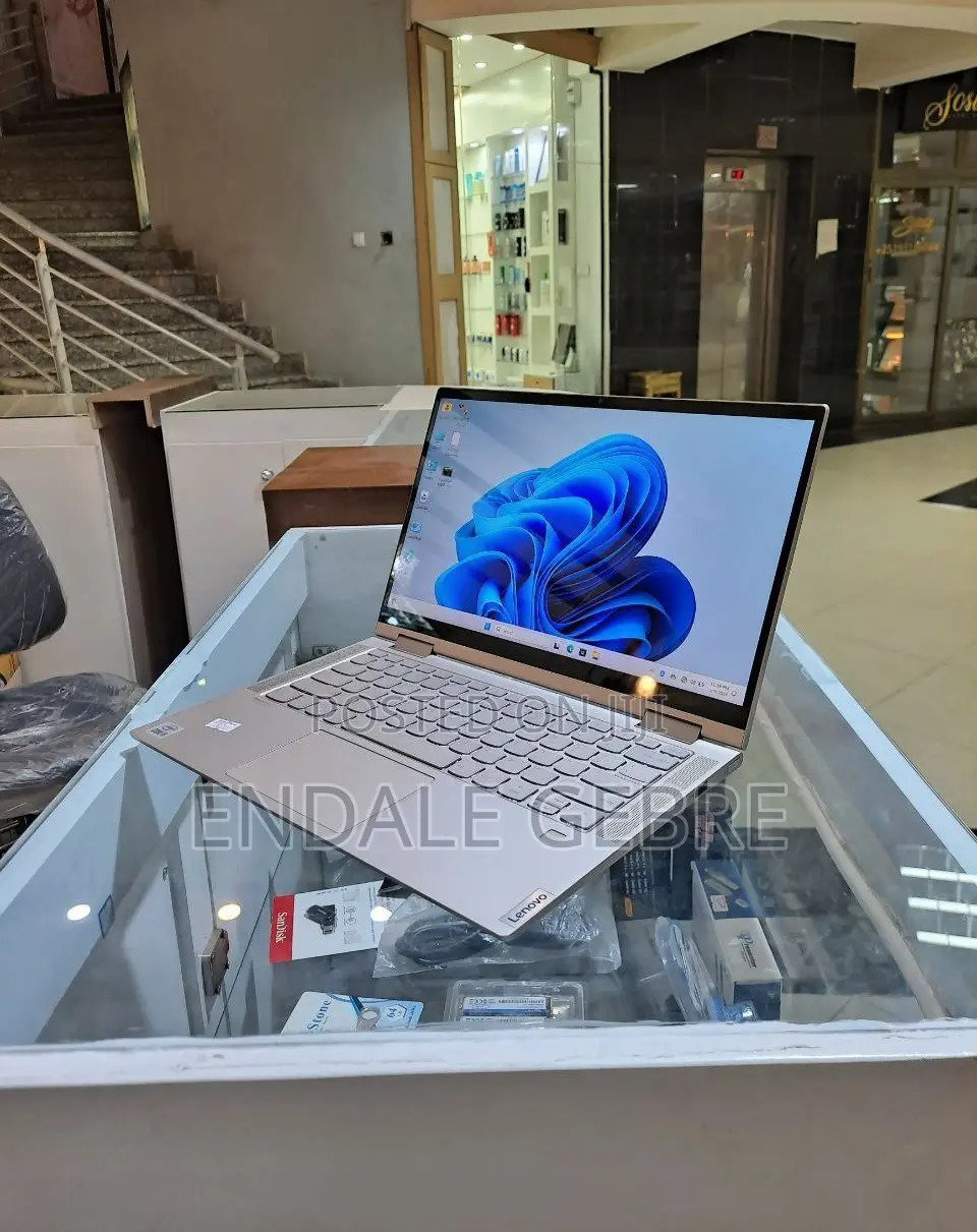 New Laptop Lenovo Yoga C740 8GB Intel Core I5 SSD 512GB