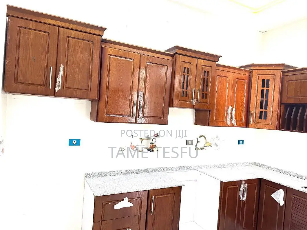 Furnished 4bdrm Villa in Hayat, Bole for sale