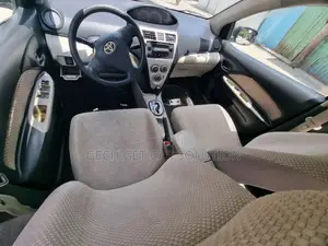 Toyota Yaris 2008 Black