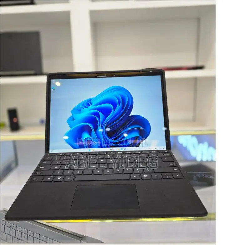 New Laptop Microsoft Surface Pro 9 16GB Intel Core I7 SSD 256GB