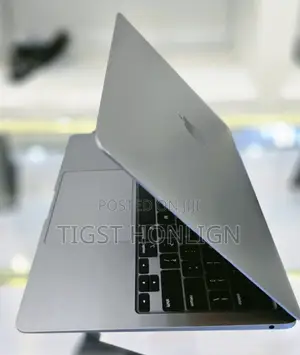 Photo - New Laptop Apple MacBook Air 8GB Apple M1 SSD 256GB