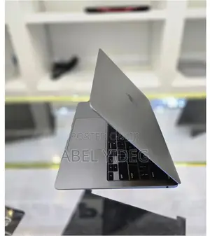 New Laptop Apple MacBook Air 2020 M1 8GB Apple M1 SSD 256GB