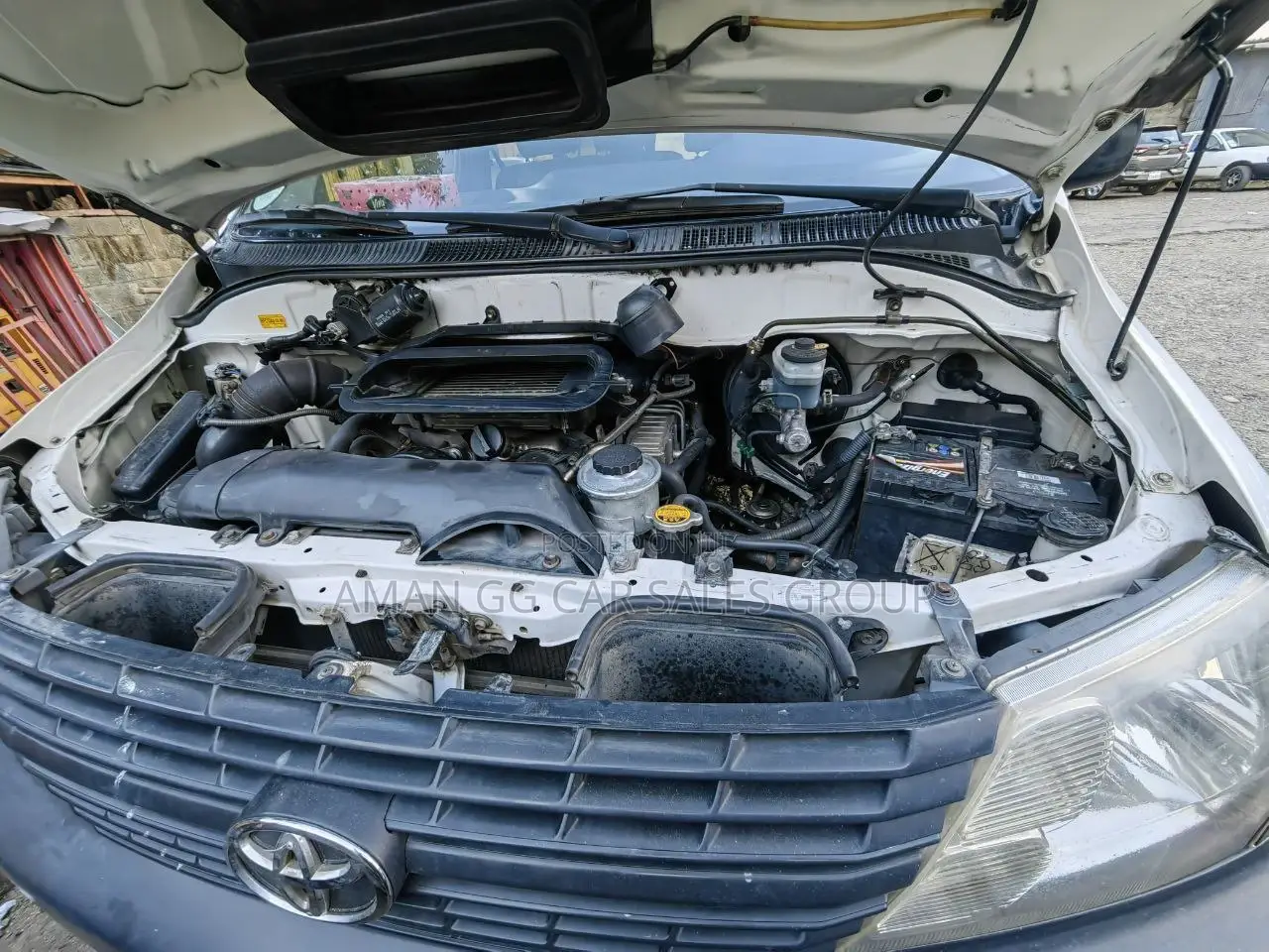 Toyota HiAce 2008 White