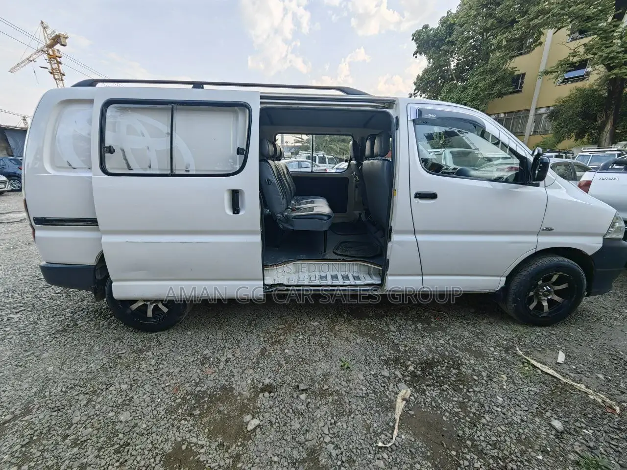Toyota HiAce 2008 White