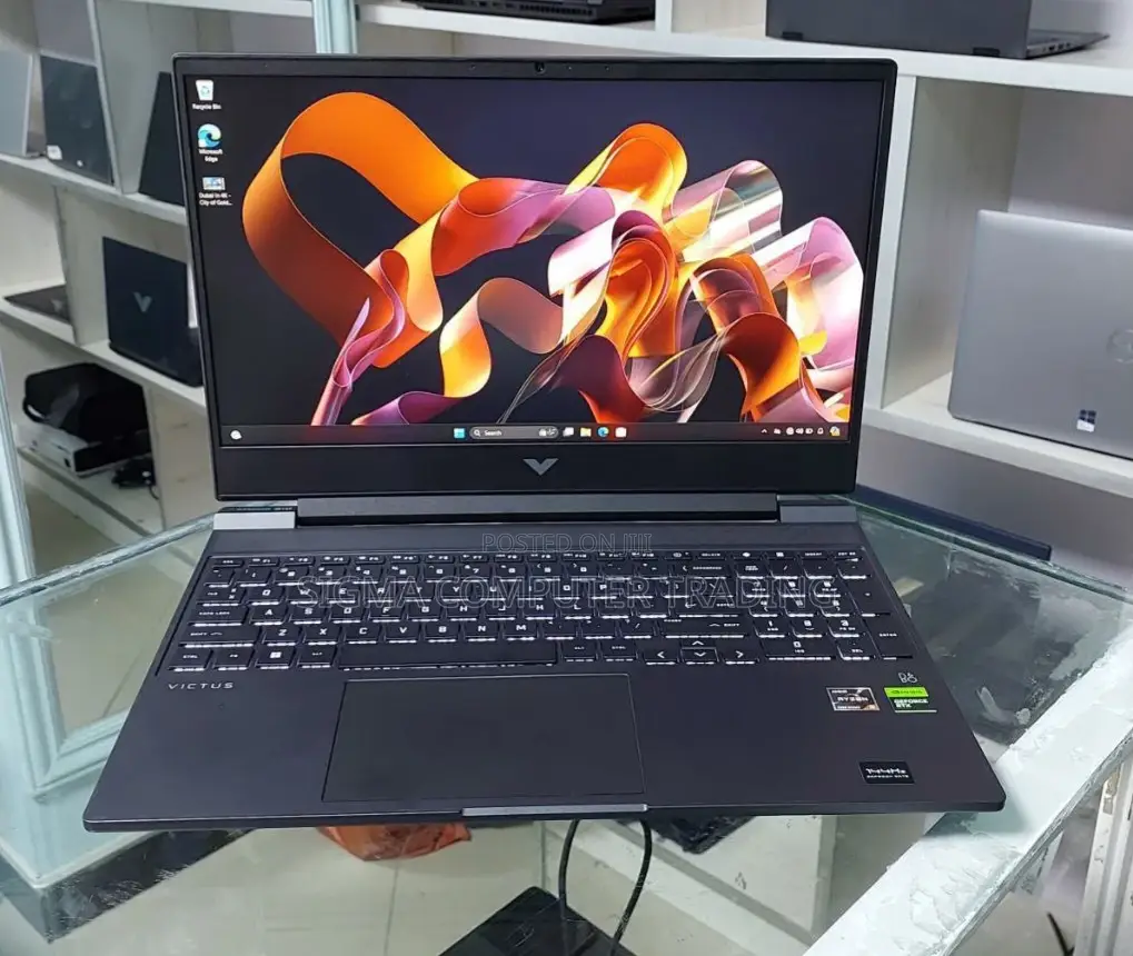 New Laptop HP Victus 16 8GB AMD Ryzen 5 SSD 512GB