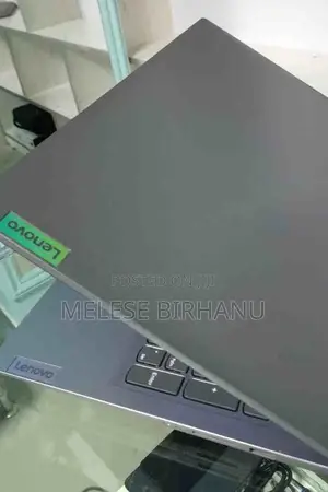 New Laptop Lenovo 12GB Intel Core I5 SSD 256GB