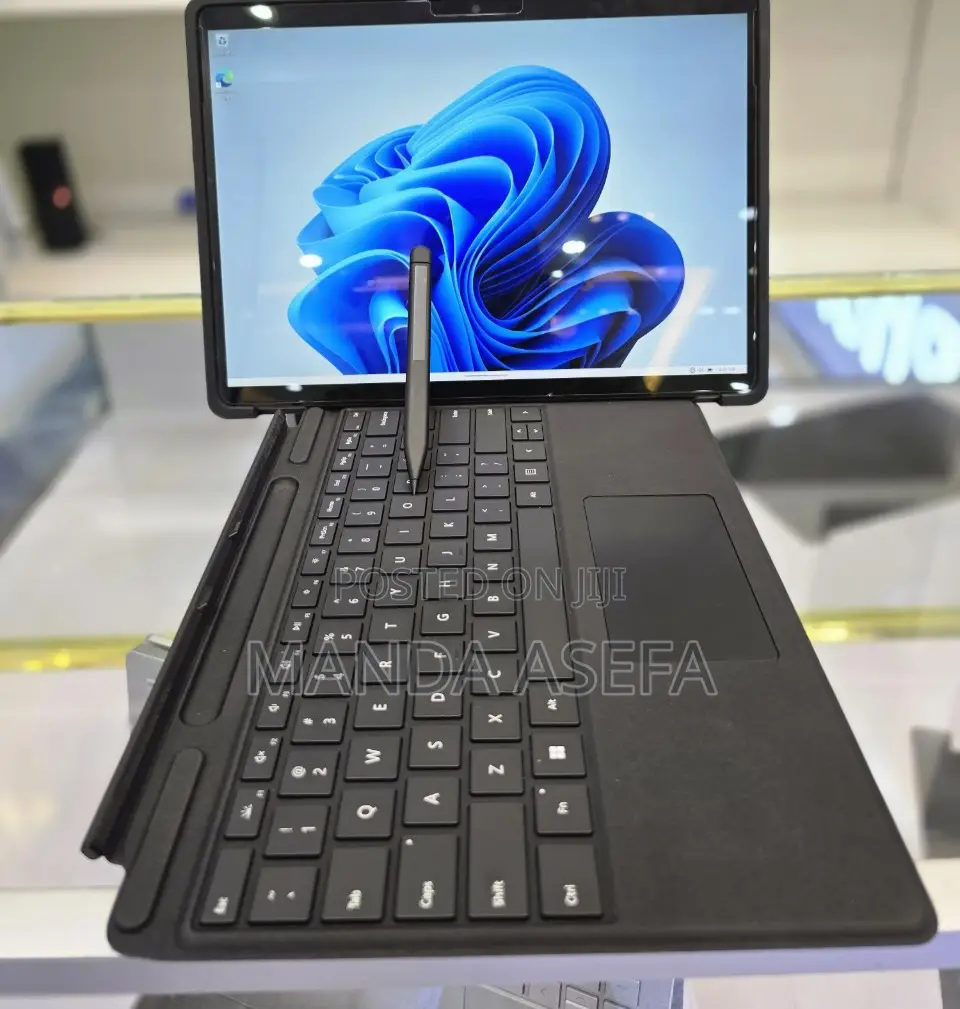 New Laptop Microsoft Surface Pro 9 16GB Intel Core I7 SSD 256GB