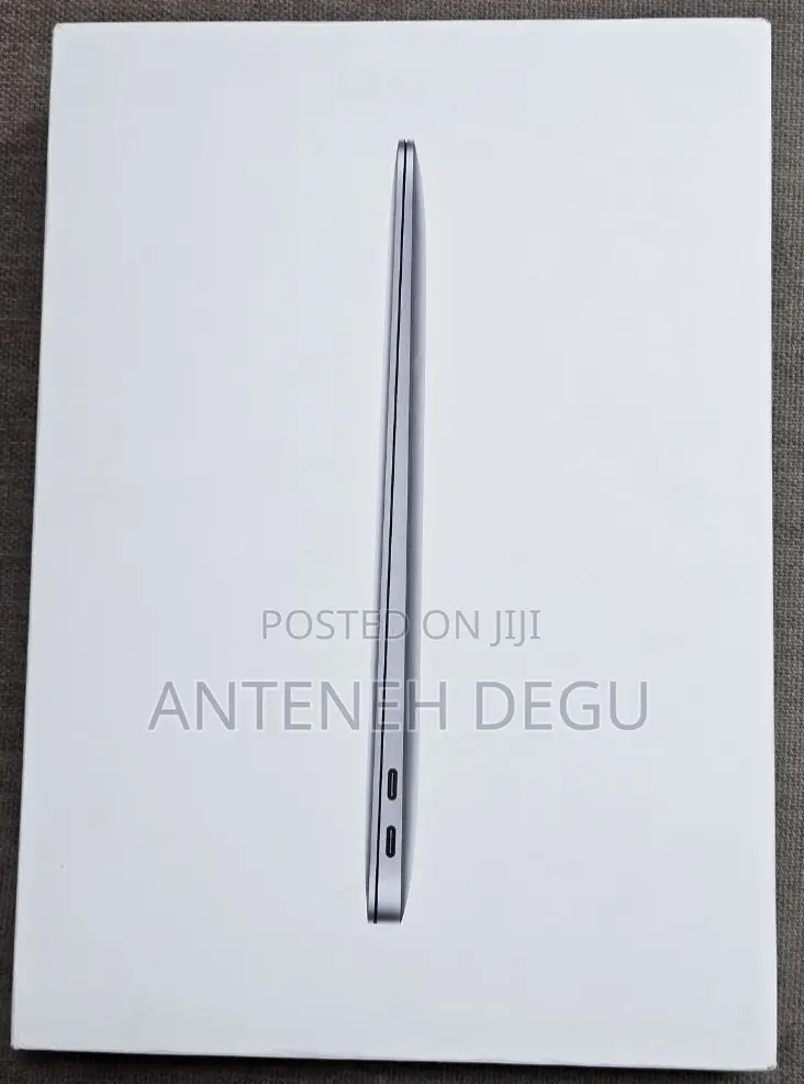 New Laptop Apple MacBook Air 2020 M1 8GB Apple M1 SSD 256GB