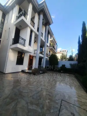 7bdrm House in Addis Abeba, Bole for sale
