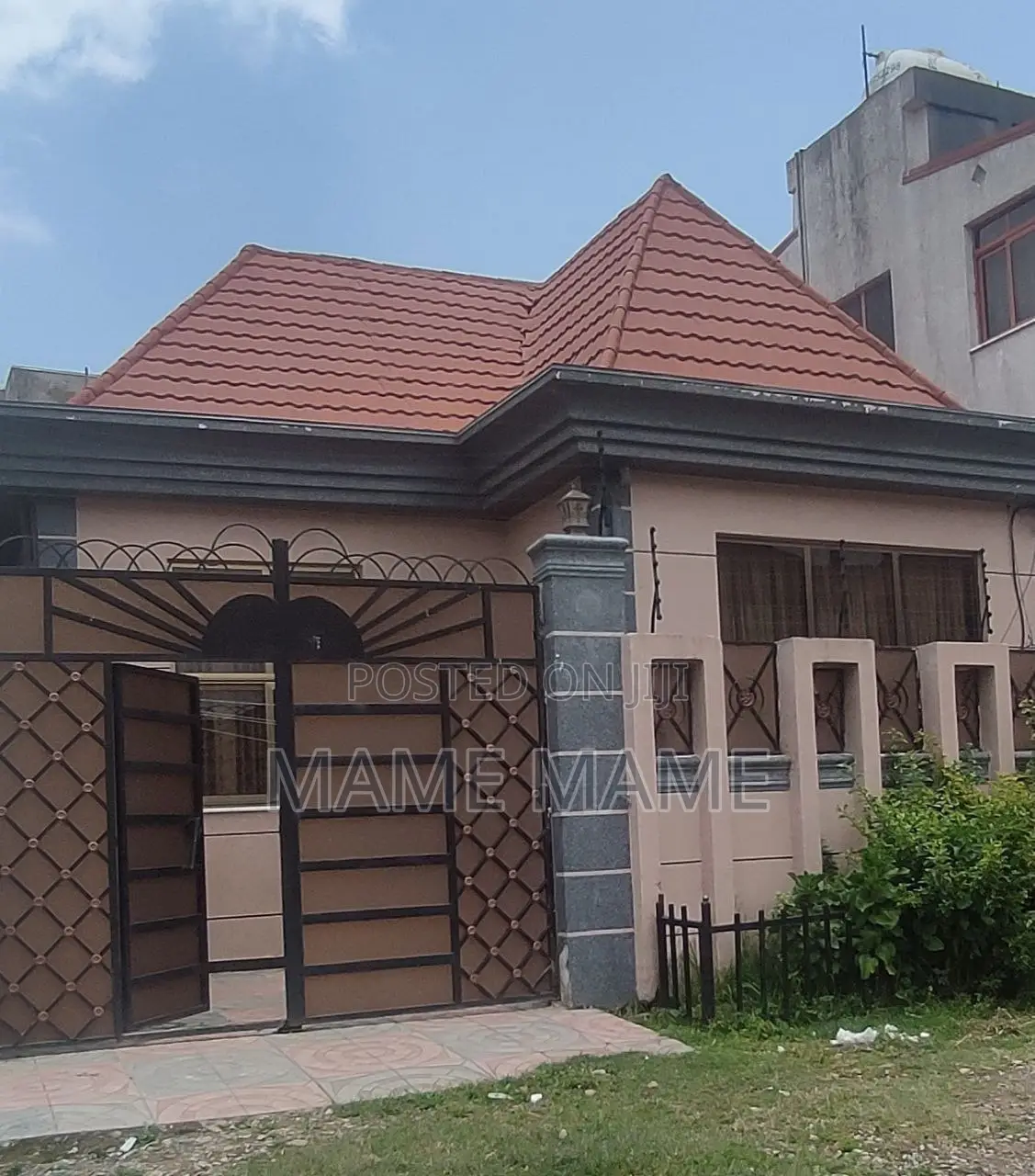 3bdrm Villa in Addis Abeba, Bole for sale