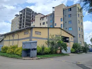 12bdrm House in Addis Abeba, Bole for sale