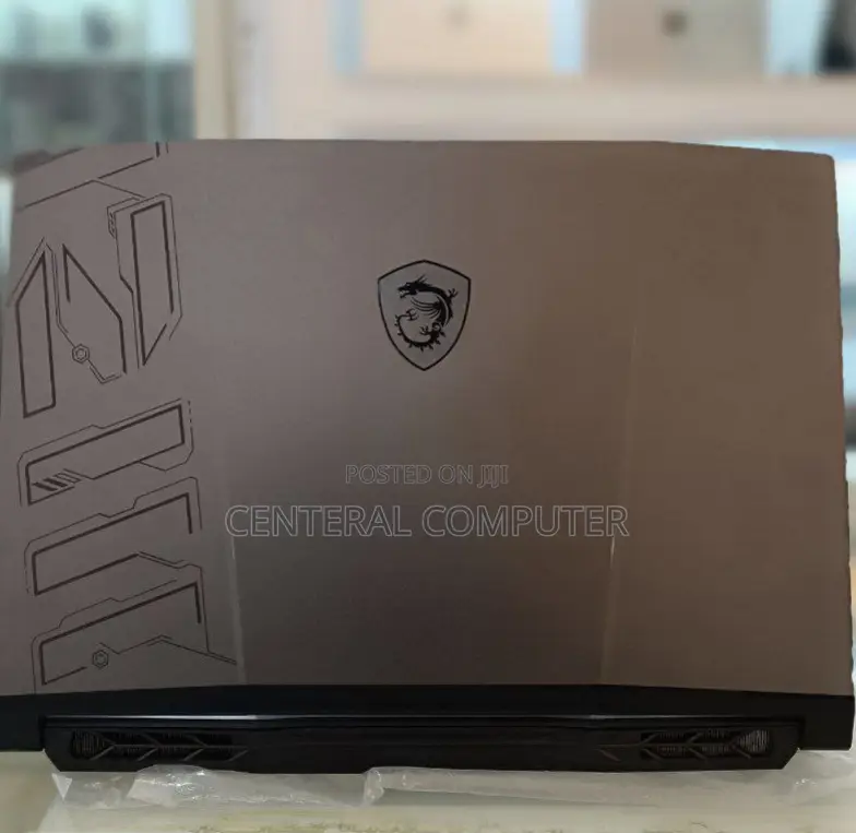 New Laptop MSI Pulse GL66 16GB Intel Core I7 SSD 1T