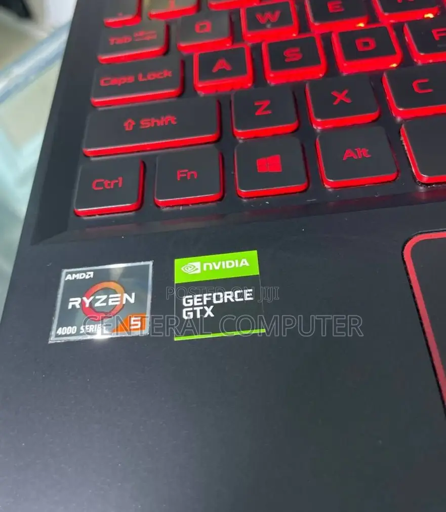 New Laptop Acer Aspire 5 8GB Intel Core I7 SSD 256GB