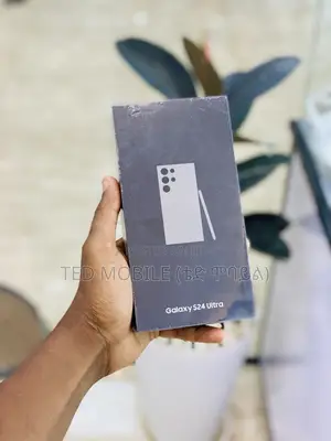 New Samsung Galaxy S24 Ultra 256 GB