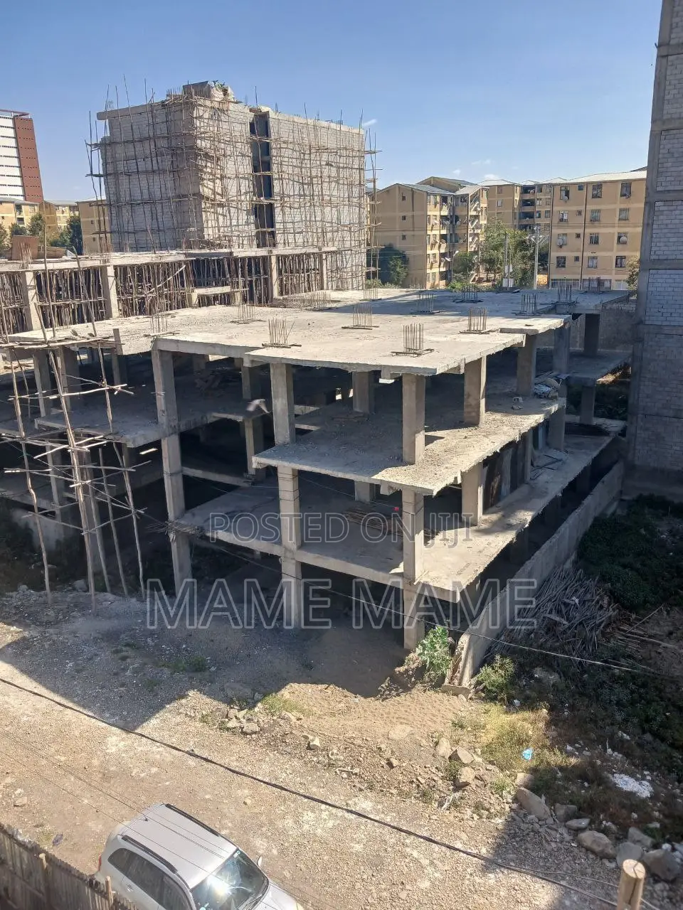 11bdrm House in Addis Abeba, Bole for sale