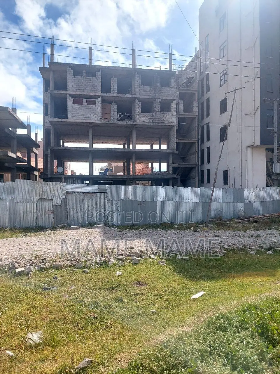 12bdrm House in Addis Abeba, Bole for sale