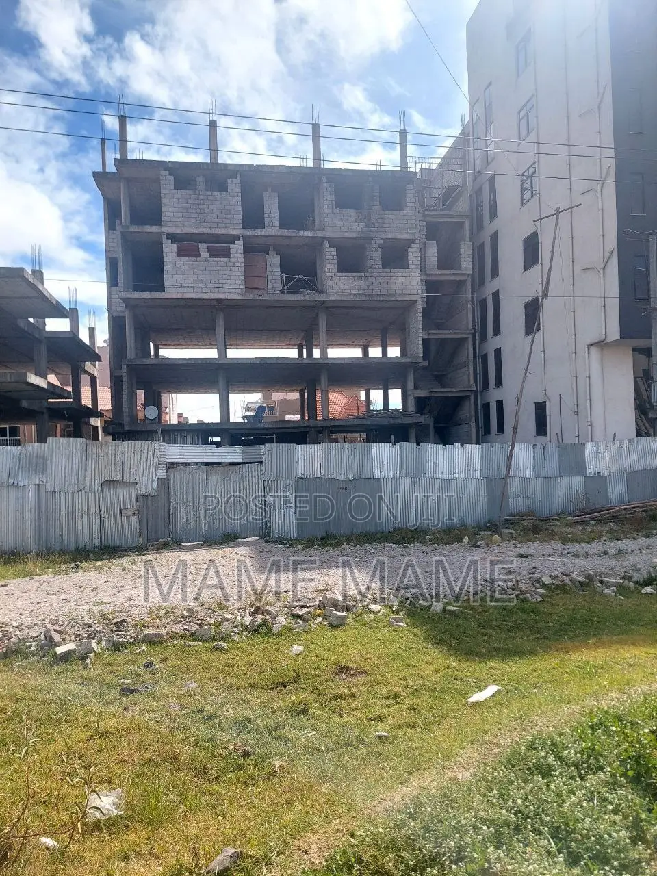 12bdrm House in Addis Abeba, Bole for sale