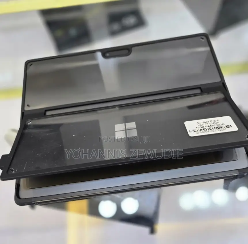 New Laptop Microsoft Surface Pro 9 16GB Intel Core I7 SSD 256GB