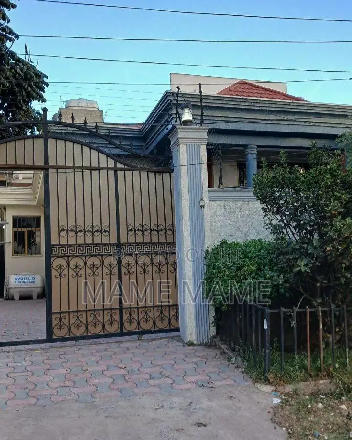 3bdrm Villa in Addis Abeba, Bole for sale