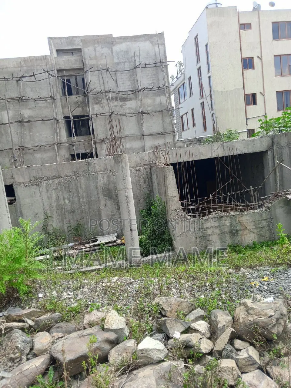 8bdrm House in Addis Abeba, Bole for sale