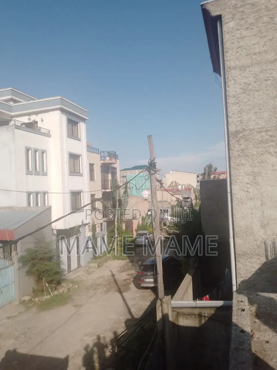 8bdrm House in Addis Abeba, Bole for sale