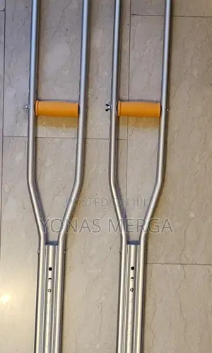 Crutches°Crunch•Cranch○ግራና ቀኝ 2pair Crutches/Crutches:Crunch